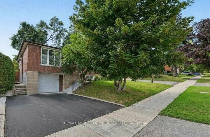 Property Photo: 166 Collings Avenue ON L3Z 1W1