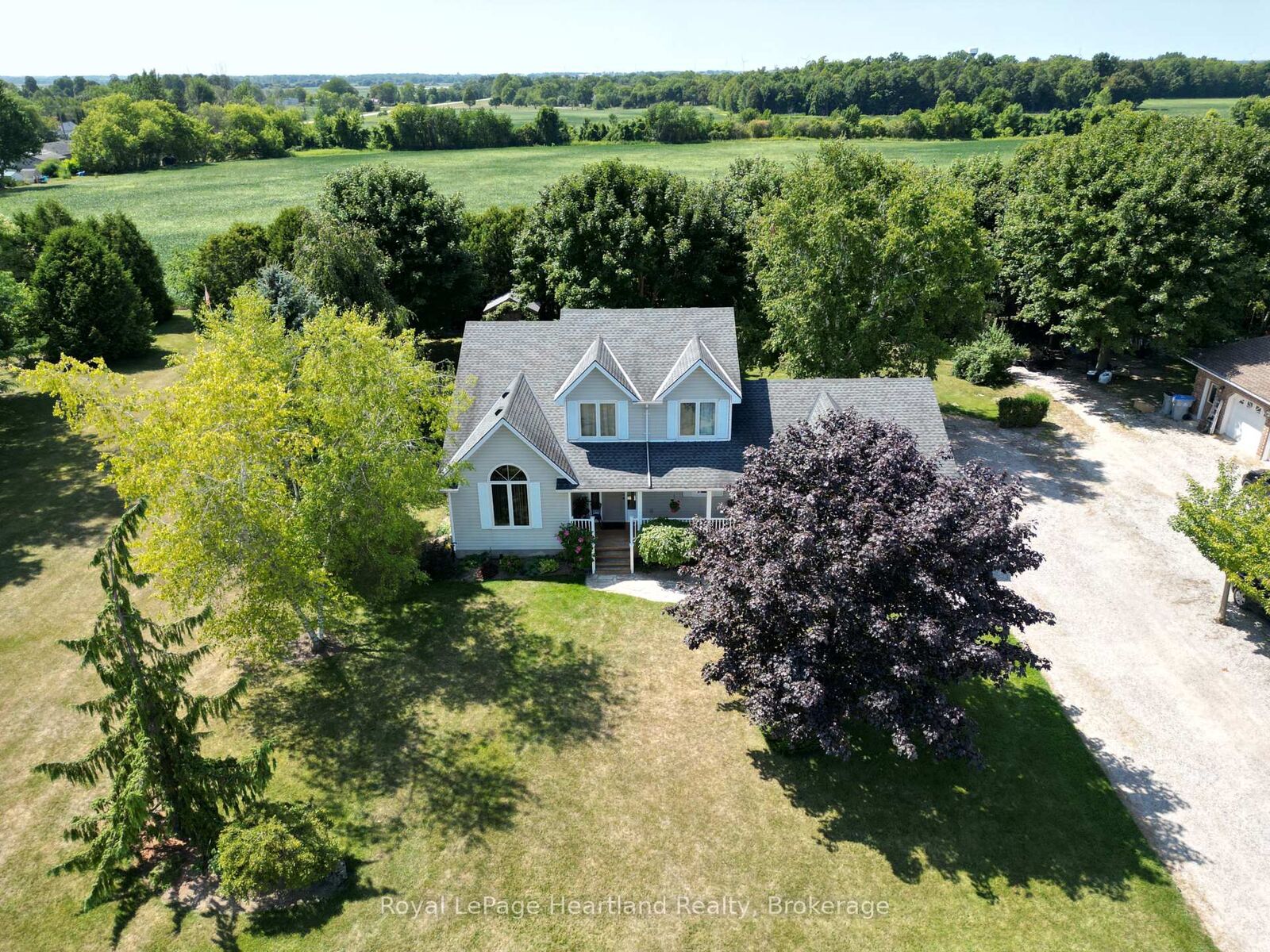 Property Photo:  155 Victoria Drive  ON N0M 1K0 