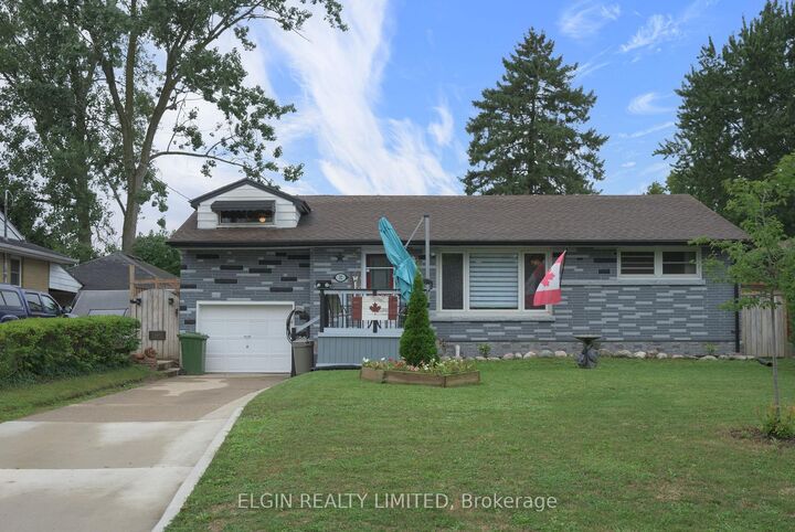 32 Coyne Street — photo 1