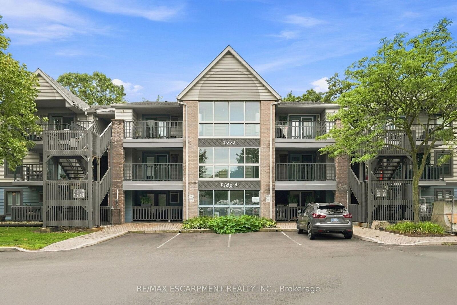 Property Photo: 2030 Cleaver Avenue 322 ON L7M 4C3