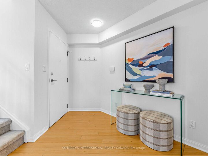 Property Photo: 119 Merton Street 412 ON M4S 3G5