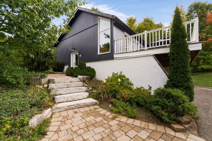 Property Photo: 15 Birch Grove Drive ON L4M 4Y8