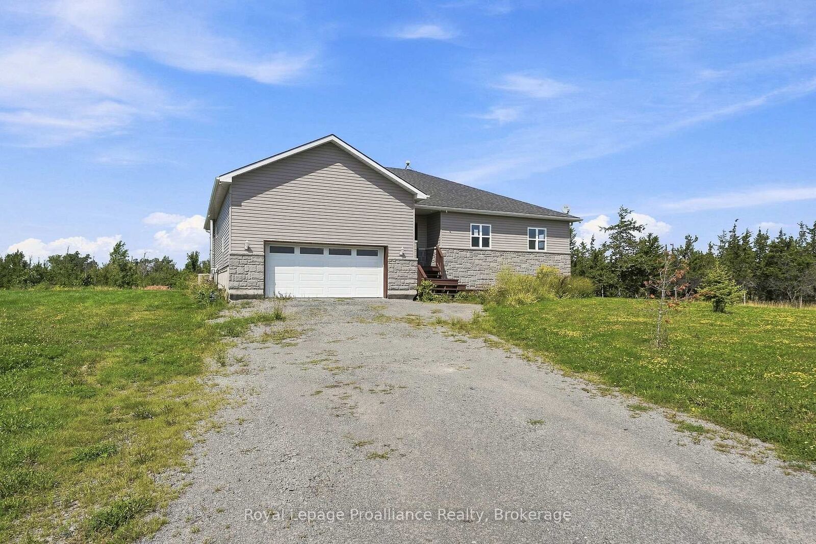 Property Photo: 402 Black Road ON K0K 1W0