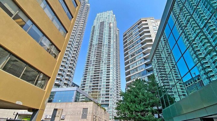 Property Photo: 2191 Yonge Street 504 ON M4S 3H8