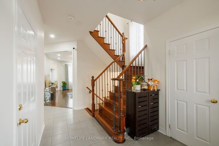 Property Photo: 59 Nature Way Crescent ON L9N 0A7