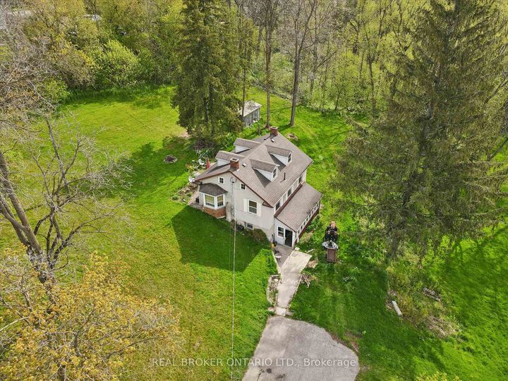 36 Elgin Street E — photo 1