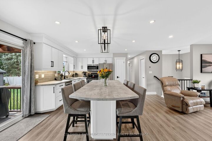 Property Photo:  283 Churchill Drive  ON N0M 1S1 