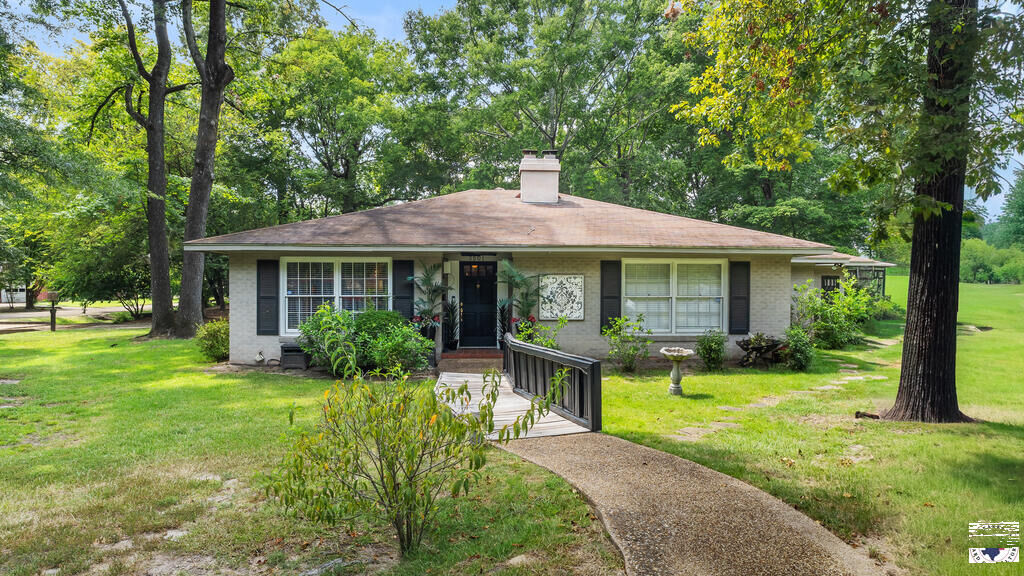 Property Photo: 3501 Walnut TX 75503