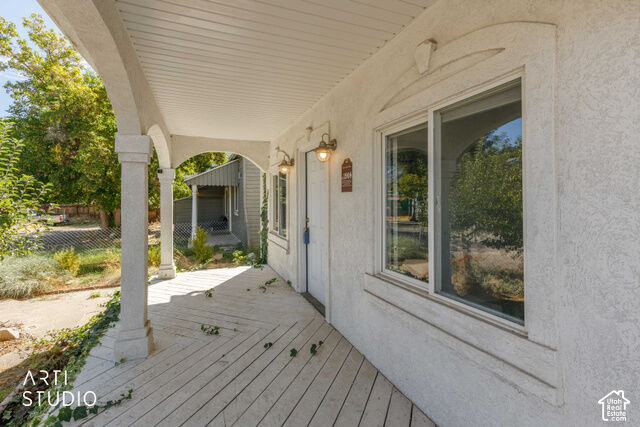 Property Photo: 661 E 2735 S UT 84403