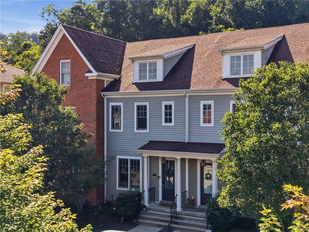 Property Photo:  1771 Parkview Blvd  PA 15217 