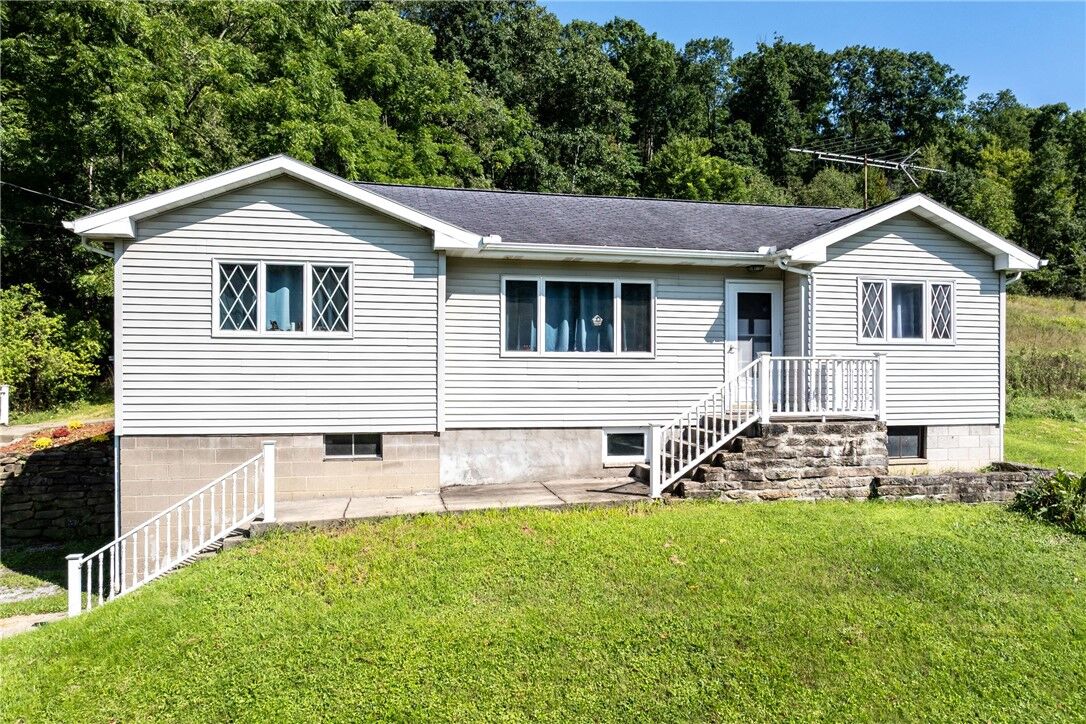 Property Photo: 445 Little Creek Road PA 16037