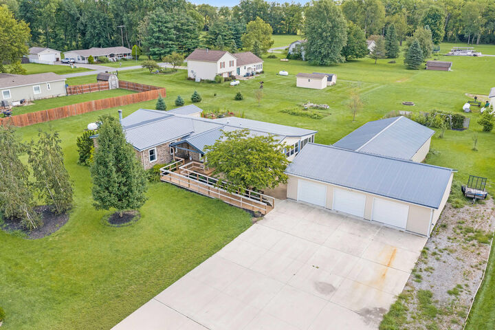 Property Photo:  11238 Parker Drive  OH 43310 