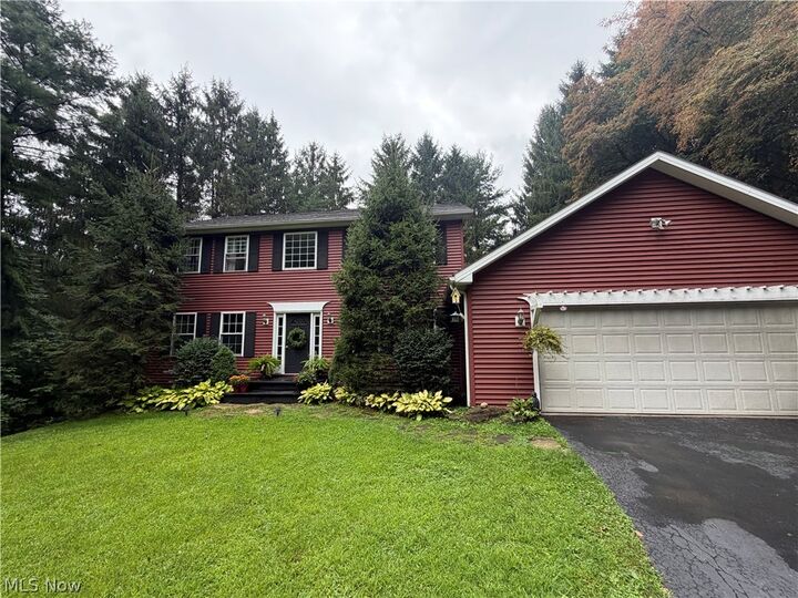 Property Photo: 4735 Bentwood OH 44445