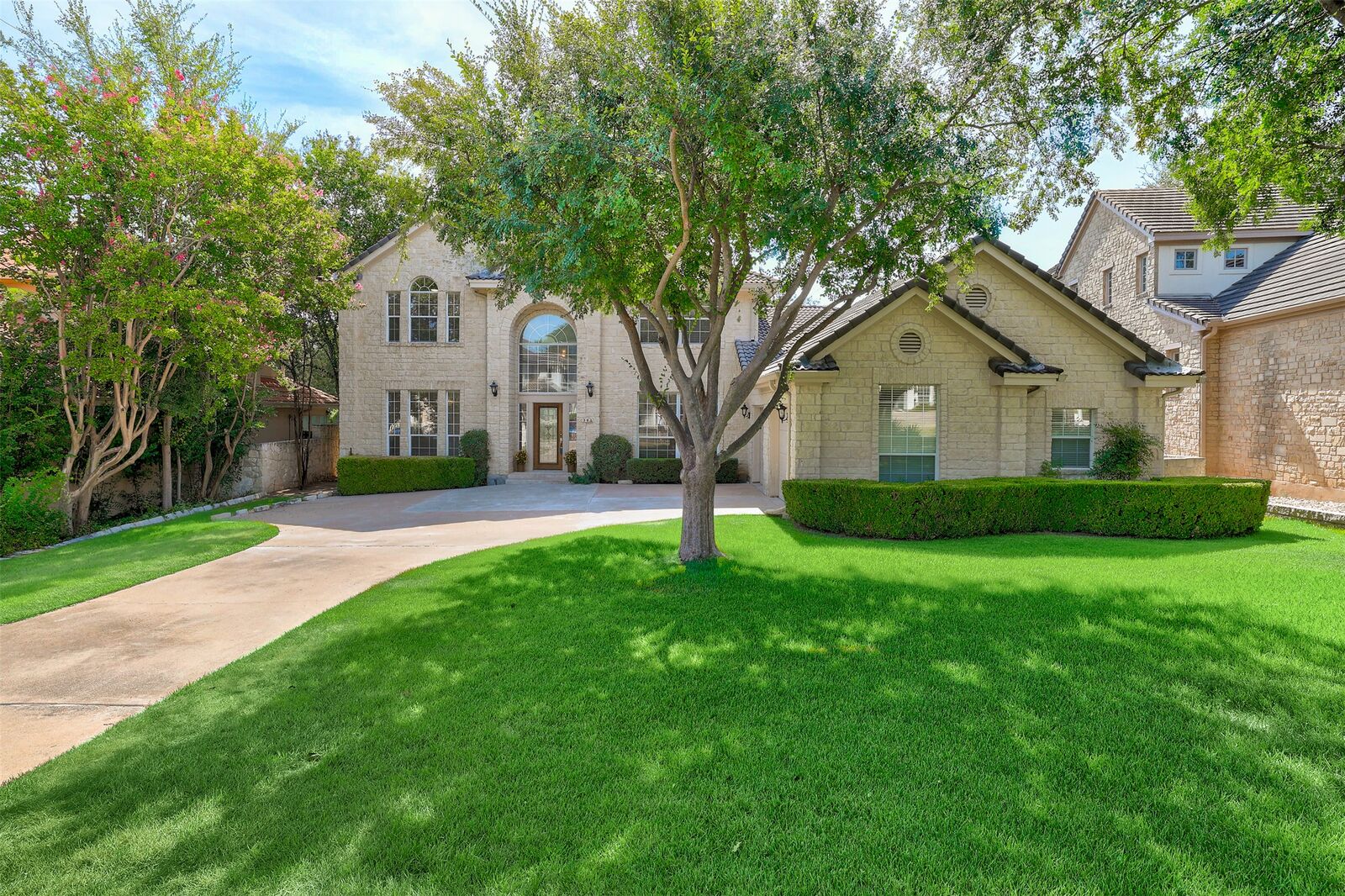 Property Photo:  38 Tiburon Drive  TX 78738 