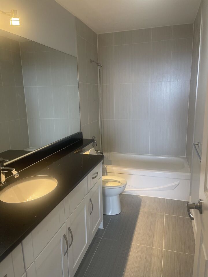 Property Photo: 5885 Olive Avenue 1706 BC V5H 4N8