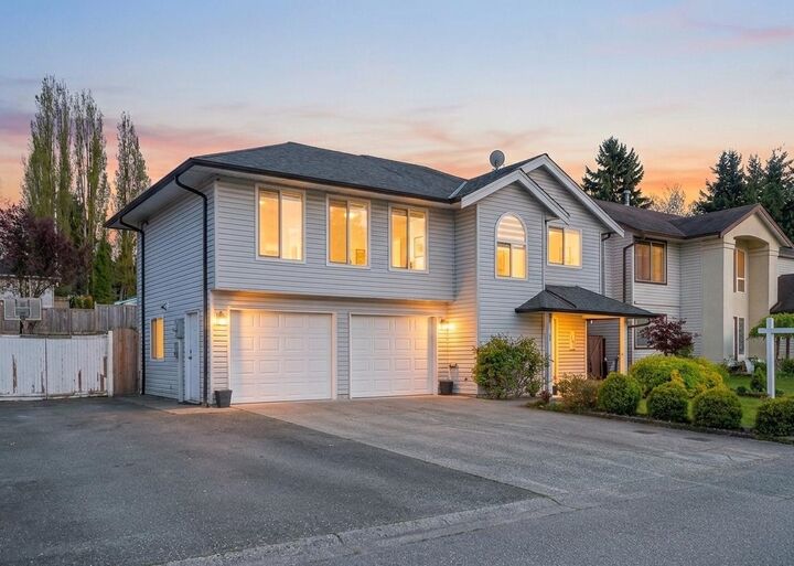 Property Photo: 2706 Mitchell Street BC V2T 5G4