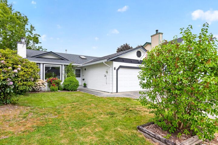 Property Photo: 23425 Whippoorwill Avenue BC V2X 9L8