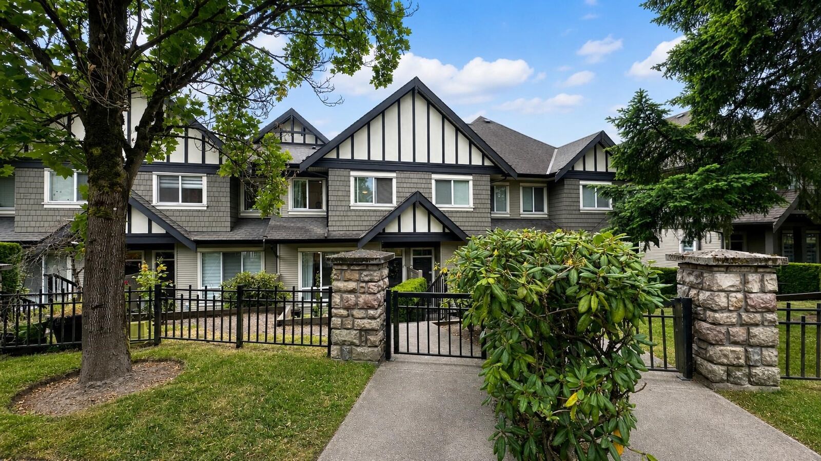 Property Photo:  9088 Halston Court 16  BC V3N 0A7 