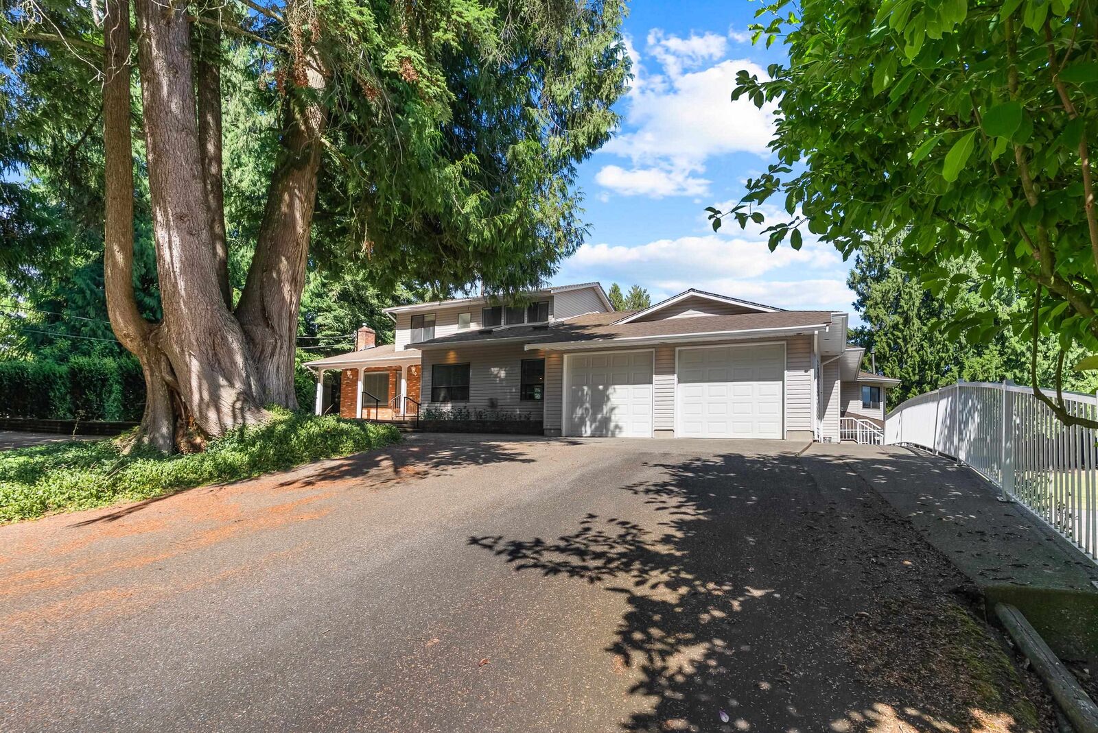 Property Photo: 6582 Satchell Street BC V4X 2G2