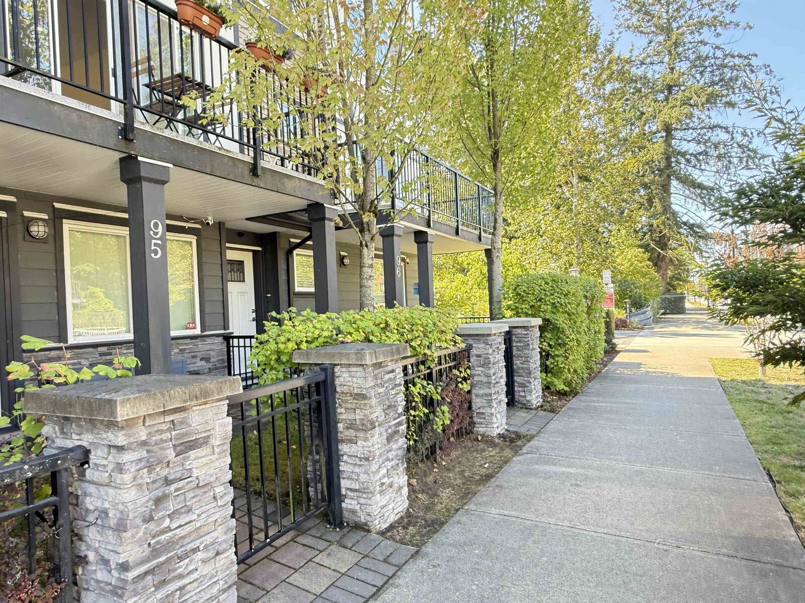 Photo de la propriété:  9680 Alexandra Road 95  BC V6X 0P2 