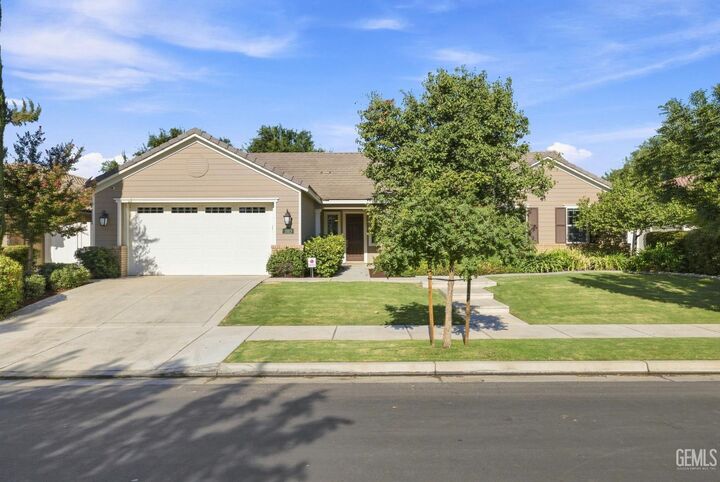 Property Photo:  3113 Barrowby Street  CA 93311 