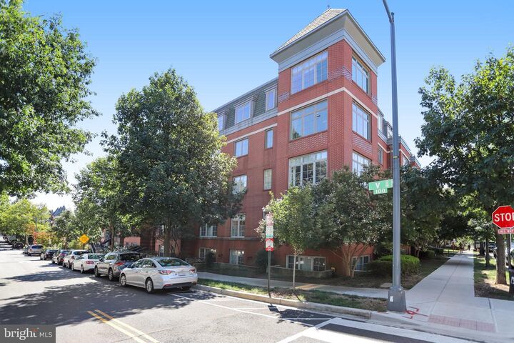 Property Photo: 150 V Street NW V305 DC 20001