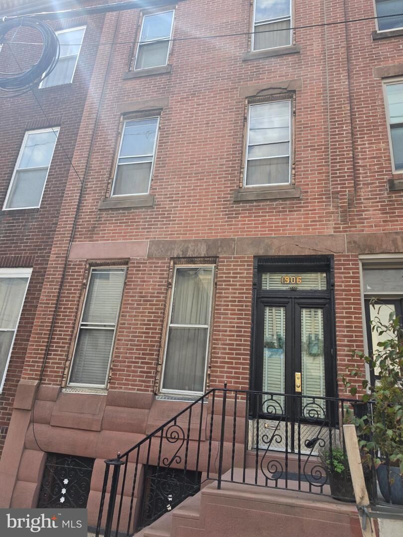 Property Photo:  1906 S 15th Street  PA 19145 