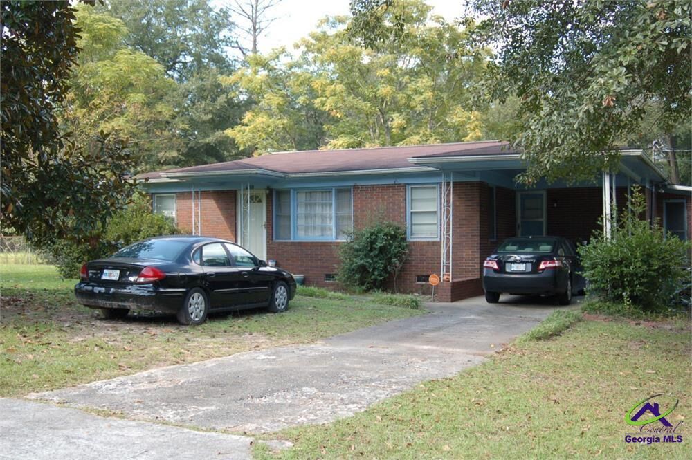 Property Photo:  203 Dunbar Road  GA 31093 