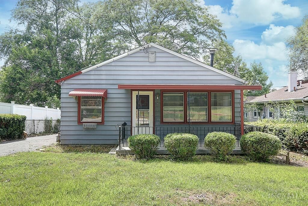 Property Photo:  24 Forest Glen Drive  OH 45042 