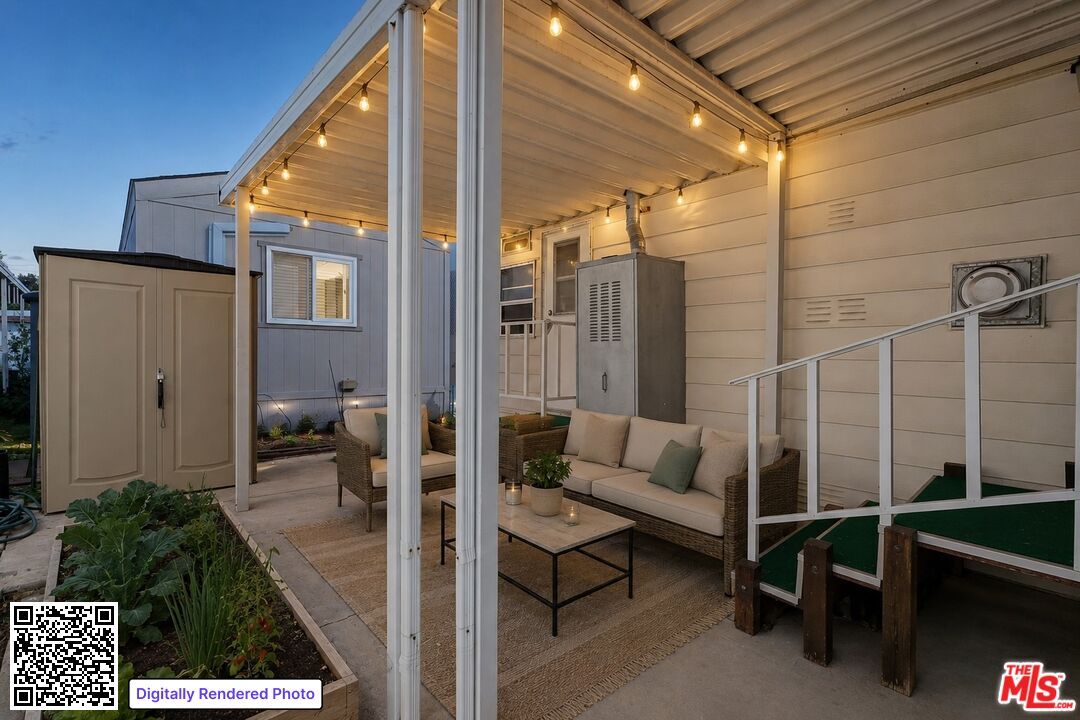 Property Photo:  11250 Playa St, Unit 43  CA 90230 
