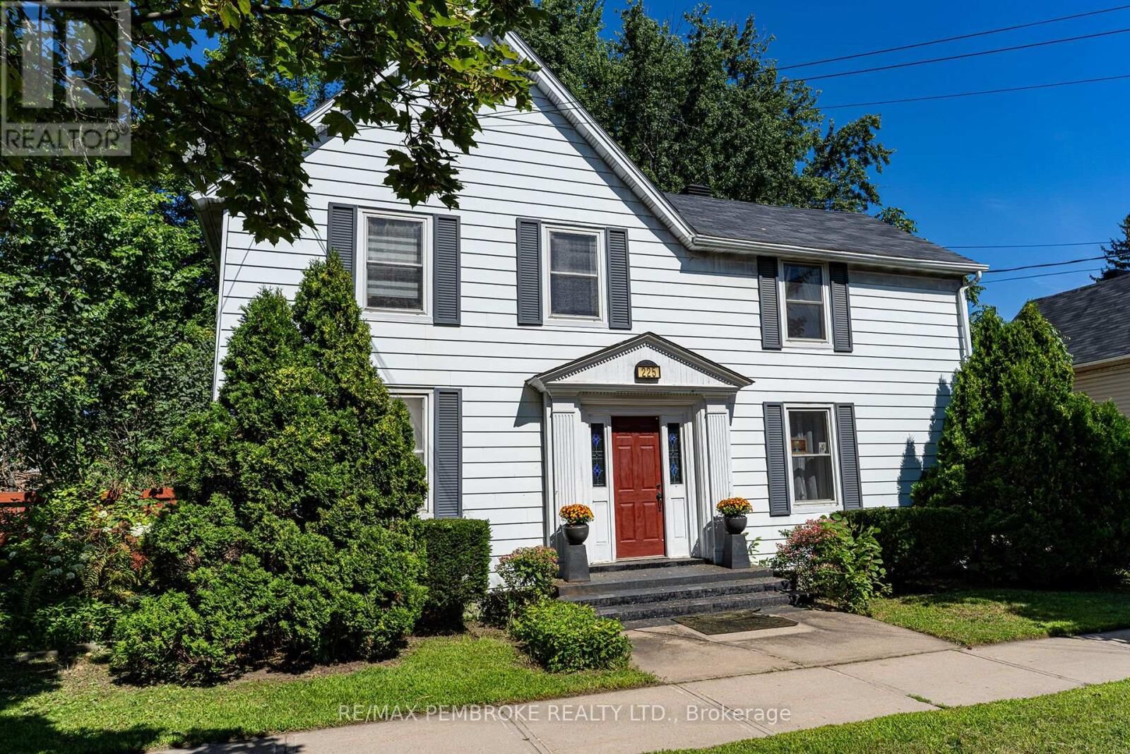 Property Photo:  225 Mary Street  ON K8A 5V9 