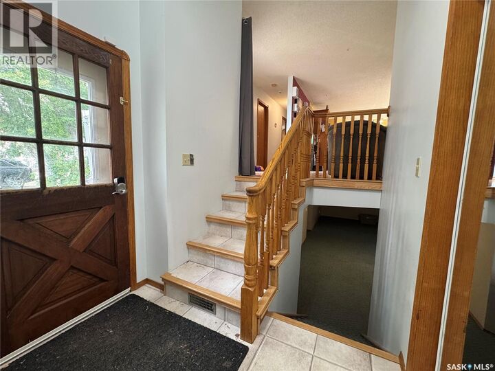 Property Photo:  401 Poplar Street  SK S0G 5H0 