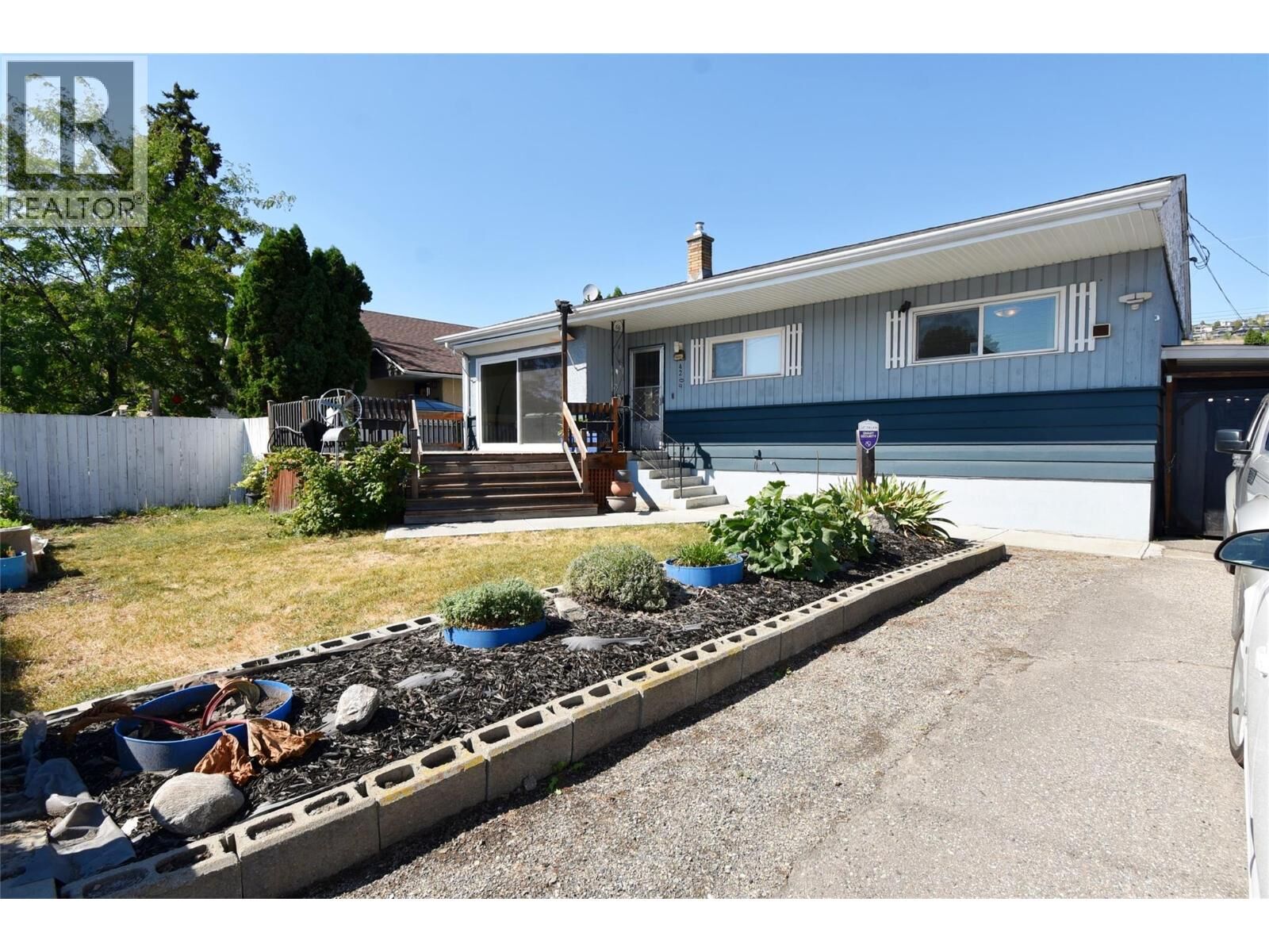 Property Photo: 4209 27th Avenue BC V1T 1T3