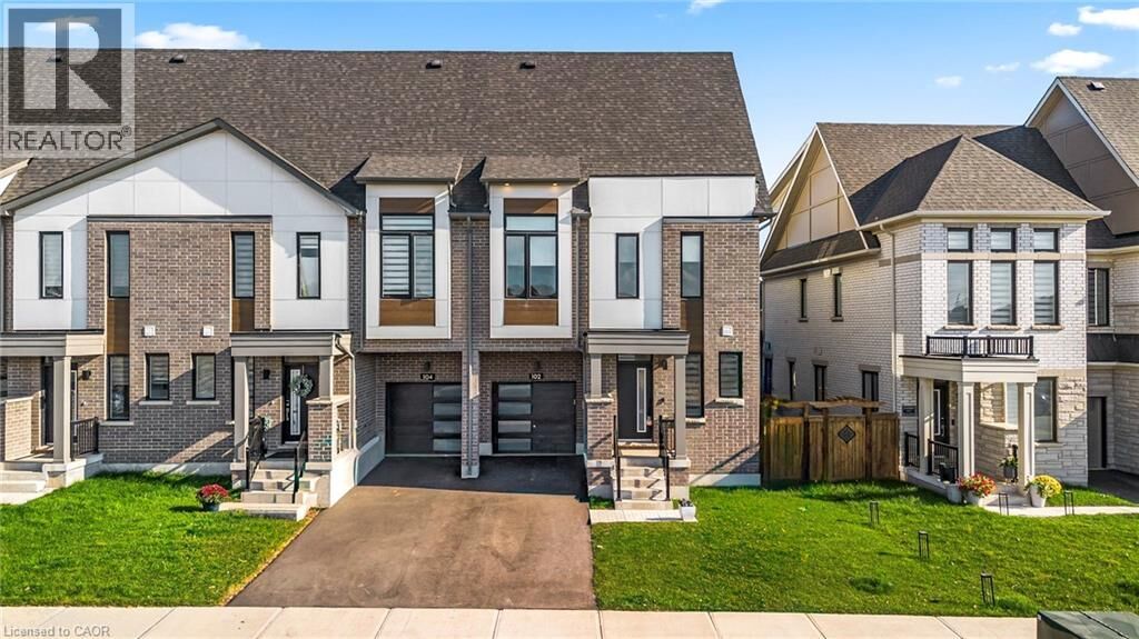 Property Photo: 102 Settlers Road East ON L6H 7W5
