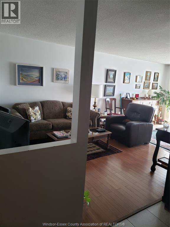 Property Photo:  150 Park 816  ON N9A 7A2 