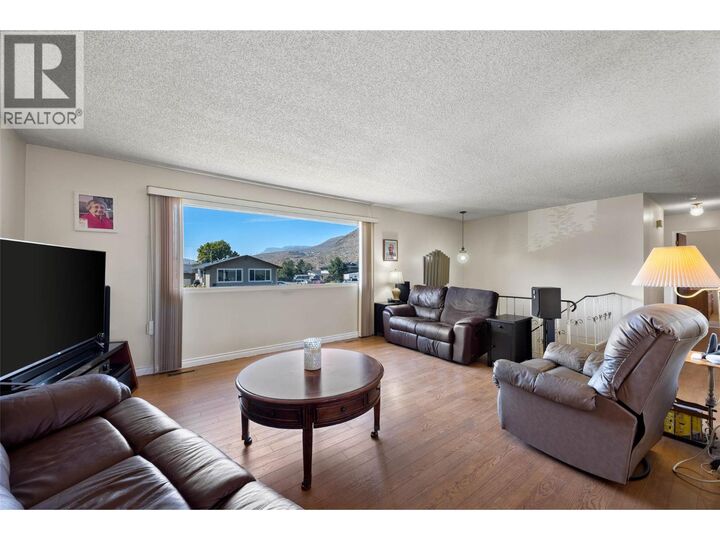 Property Photo:  1598 Southview Terrace  BC V2B 7R5 