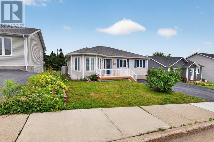 40 Ranger Avenue — photo 1