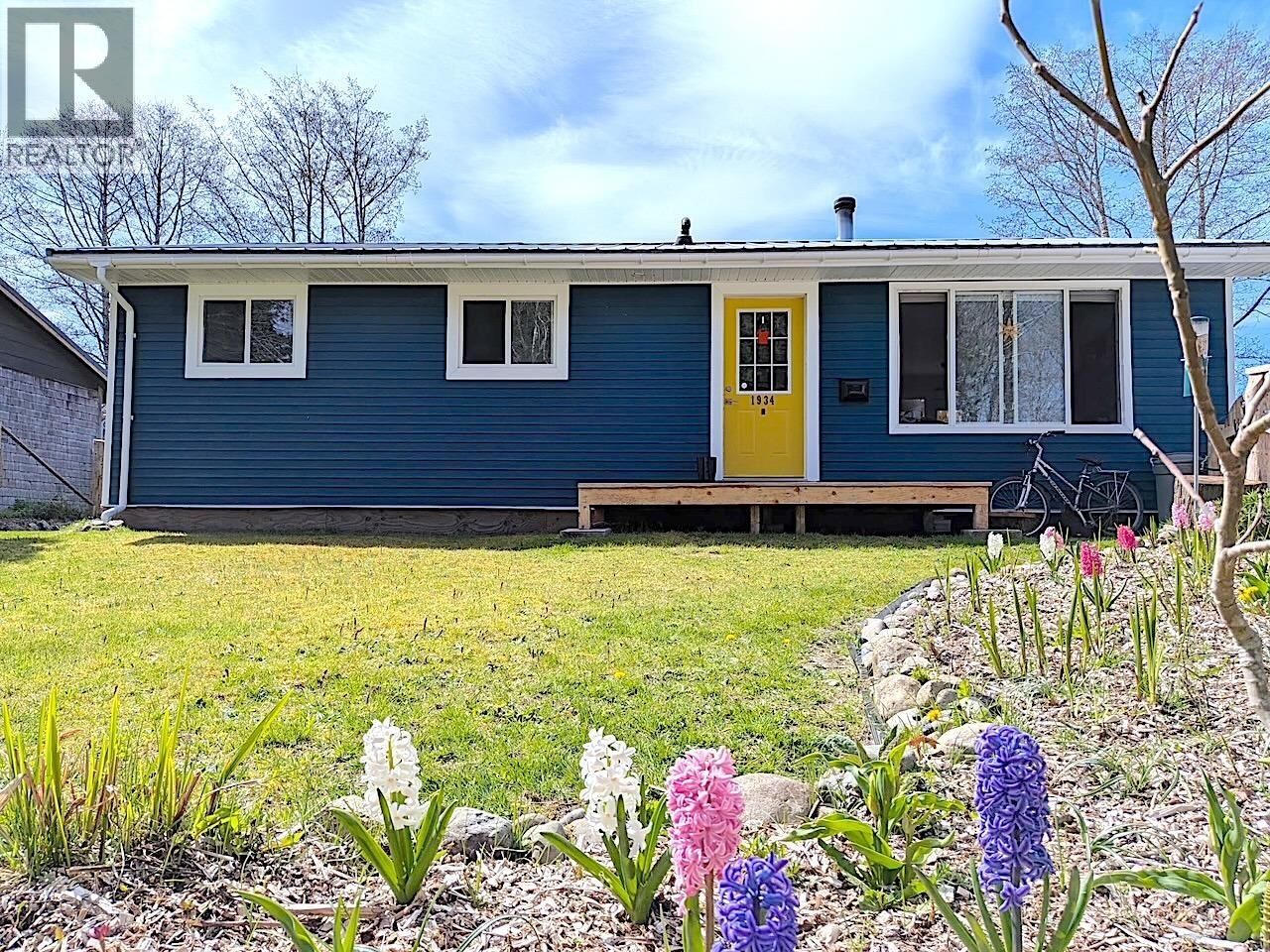 Property Photo: 1934 Widgeon Boulevard BC V0T 1M0