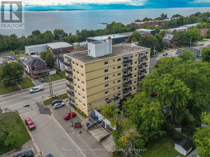 Property Photo:  810 Main Street West 202  ON P1B 2V9 