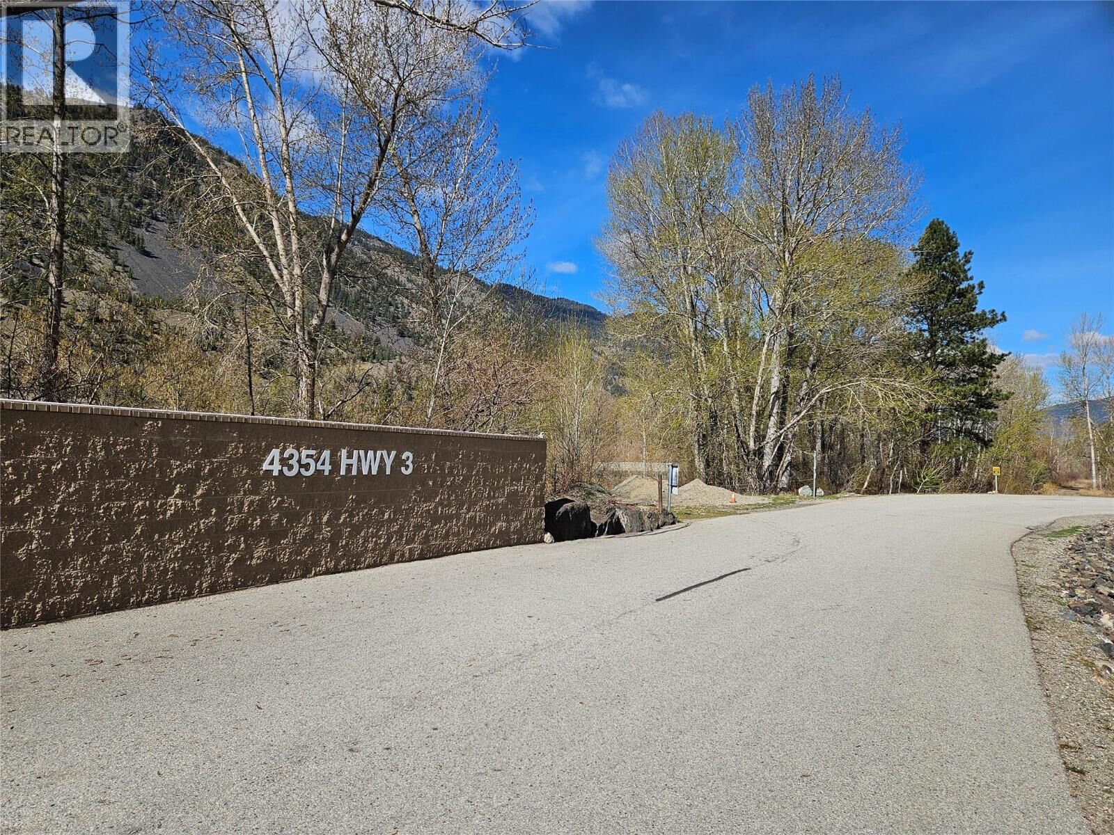 Property Photo: 4354 Highway 3 Other 4 BC V0X 1N1
