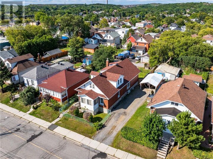 Property Photo:  359 Burton Street  ON P3C 4K4 