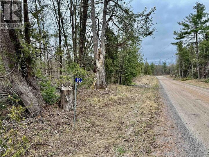 Property Photo: 885 Cleveland Road ON K0K 1Y0