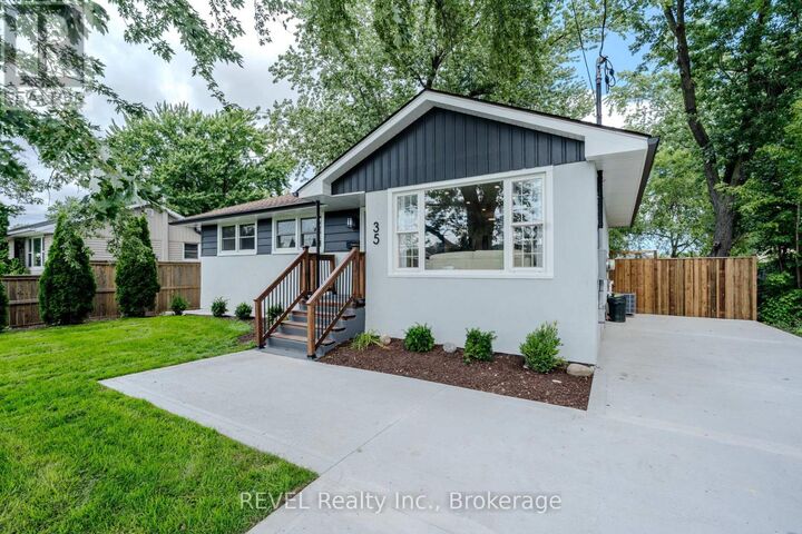 Property Photo:  35 Burness Drive  ON L2P 1J4 
