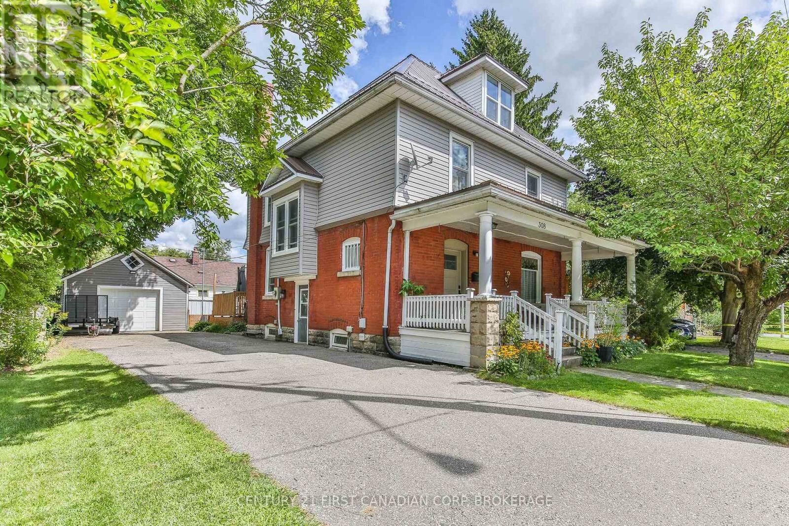 Property Photo: 308 Broadway Street ON N4G 3S1