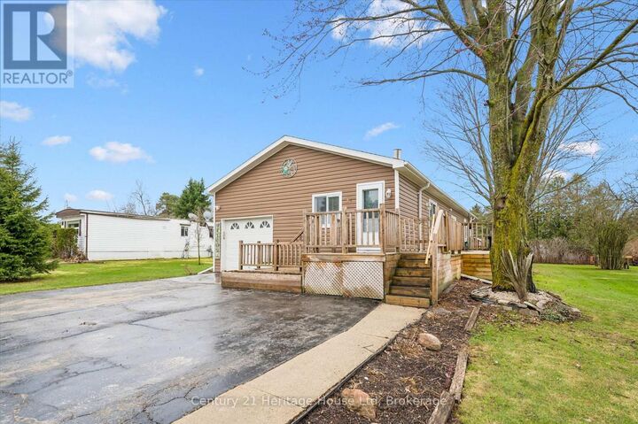 Property Photo: 25 Fourth Avenue ON N0G 2K0
