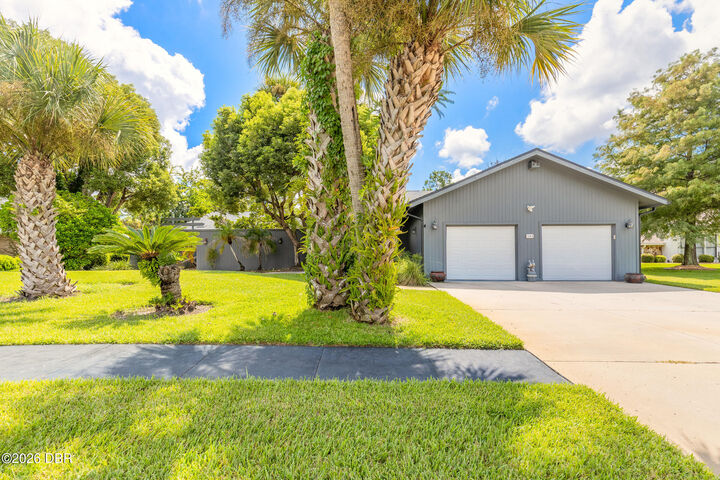 Photo de la propriété:  161 Mallard Lane  FL 32119 