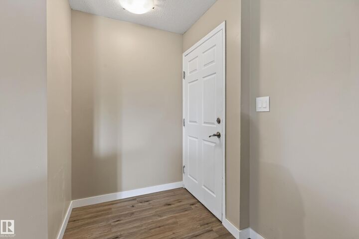 Property Photo:  42 Summerwood Boulevard 222  AB T8H 0C3 
