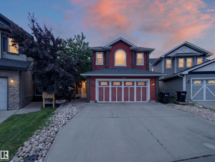 Property Photo: 1223 Appleton Close AB T8H 0G5