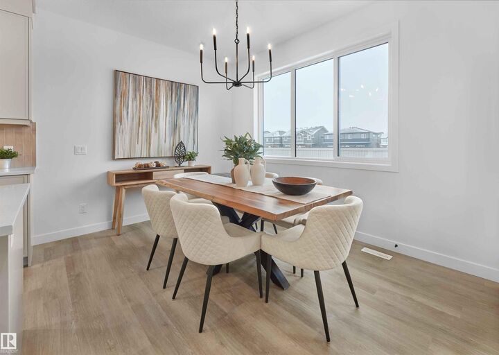 Property Photo:  12532 34 Avenue SW  AB T6W 5Z8 
