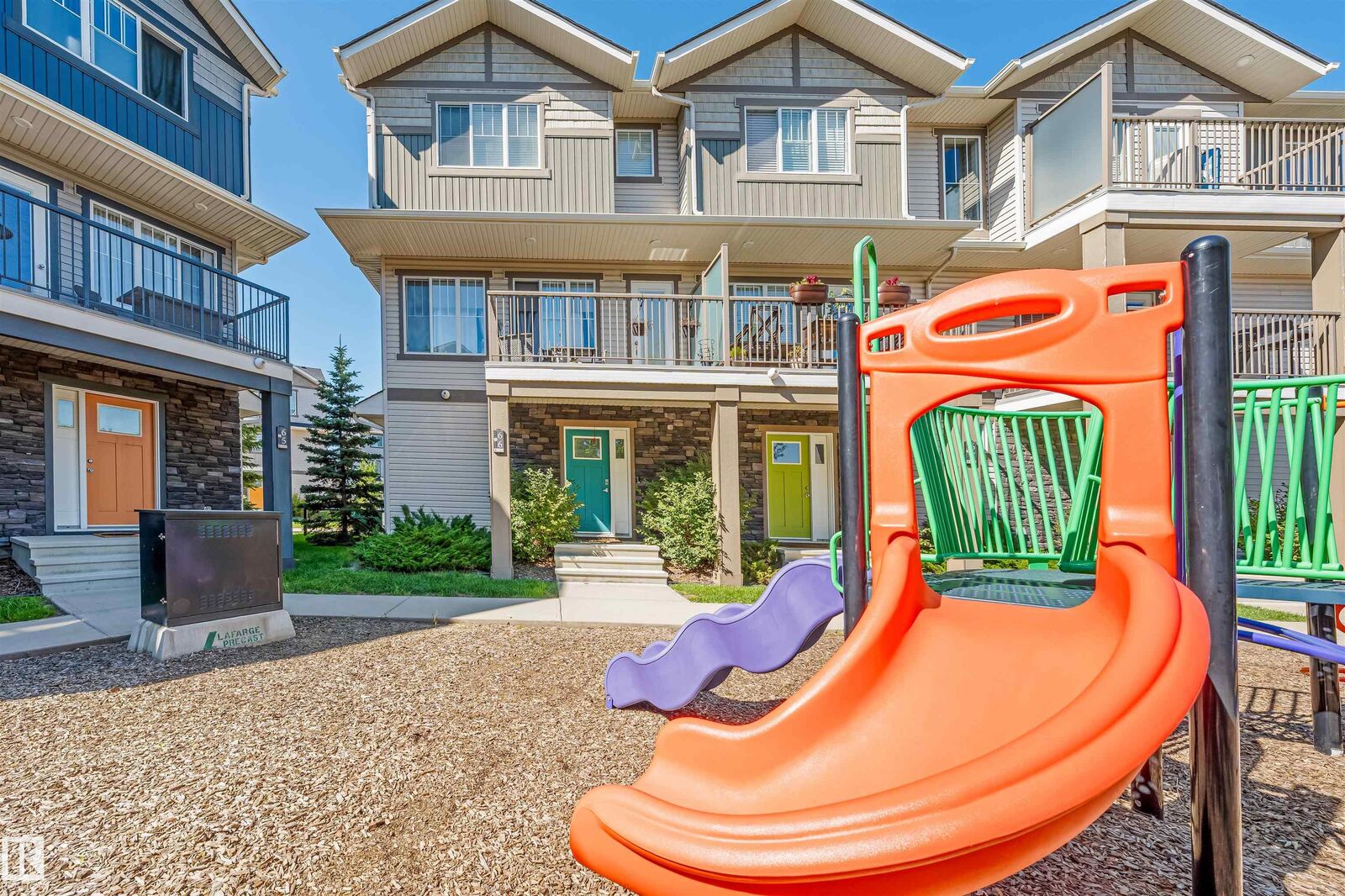 Property Photo: 12815 Cumberland Road NW 66 AB T6V 0M2